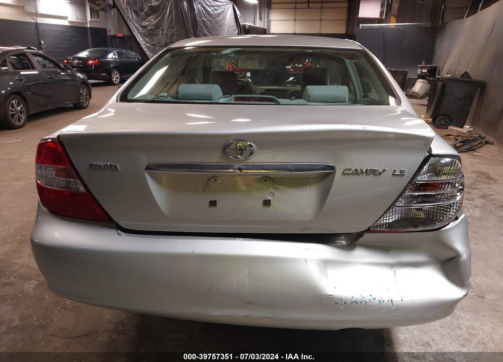2004 TOYOTA CAMRY LE VIN: 4T1BE32K14U892599