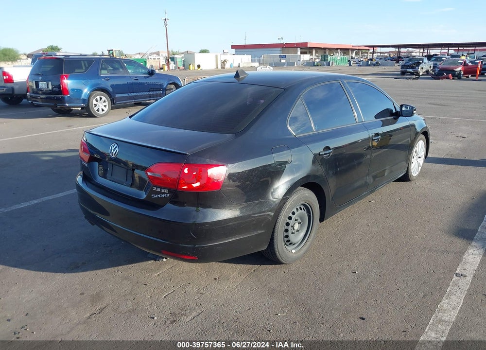 2011 VOLKSWAGEN JETTA 2.5L SE VIN: 3VWDZ7AJ3BM328467