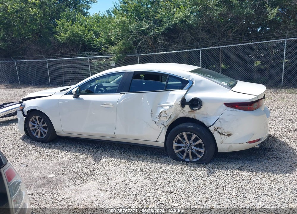 2019 MAZDA 3 VIN: JM1BPABLXK1123707