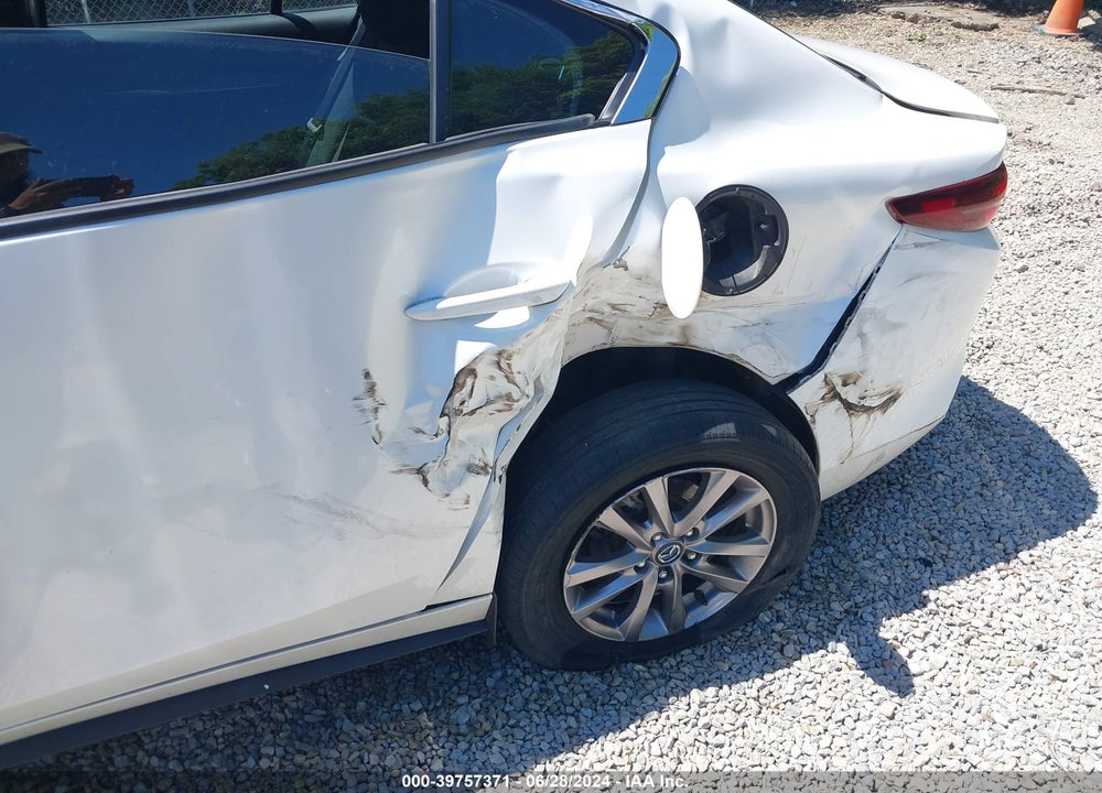 2019 MAZDA 3 VIN: JM1BPABLXK1123707