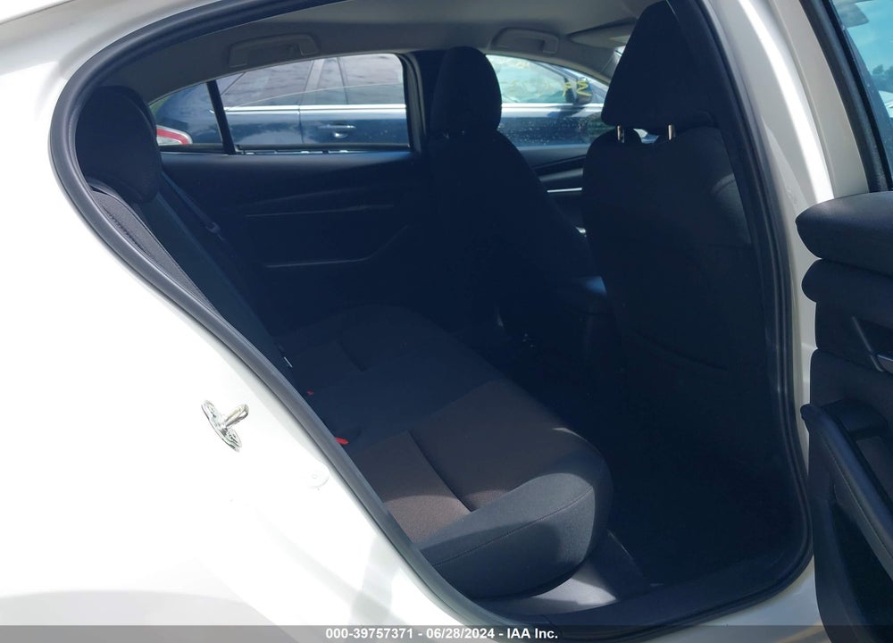 2019 MAZDA 3 VIN: JM1BPABLXK1123707