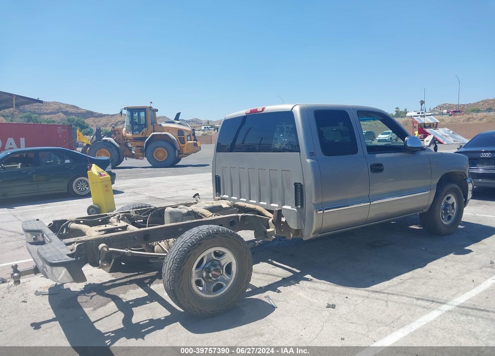 1999 GMC SIERRA 1500 SLE VIN: 1GTEC19TXXZ516078
