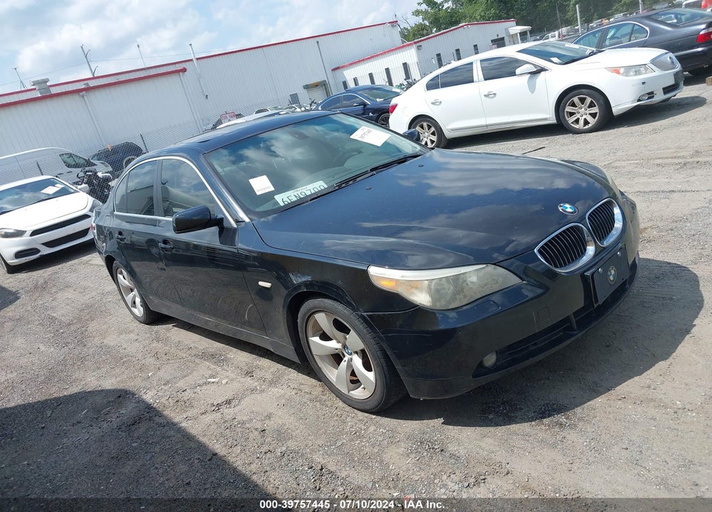 2007 BMW 525I VIN: WBANE535X7CW63822