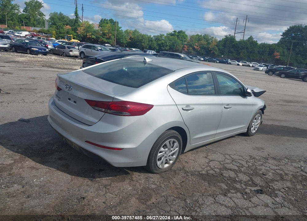 2018 HYUNDAI ELANTRA SE VIN: 5NPD74LF5JH401858