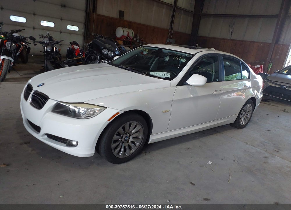 2009 BMW 328I VIN: WBAPH77539NM31253