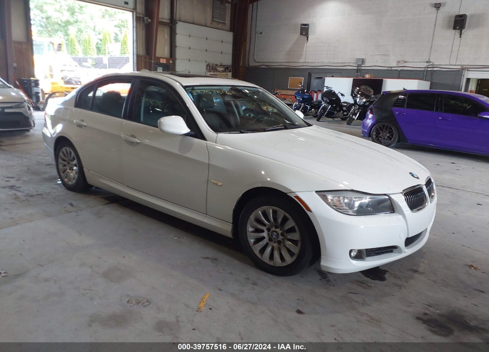 2009 BMW 328I VIN: WBAPH77539NM31253