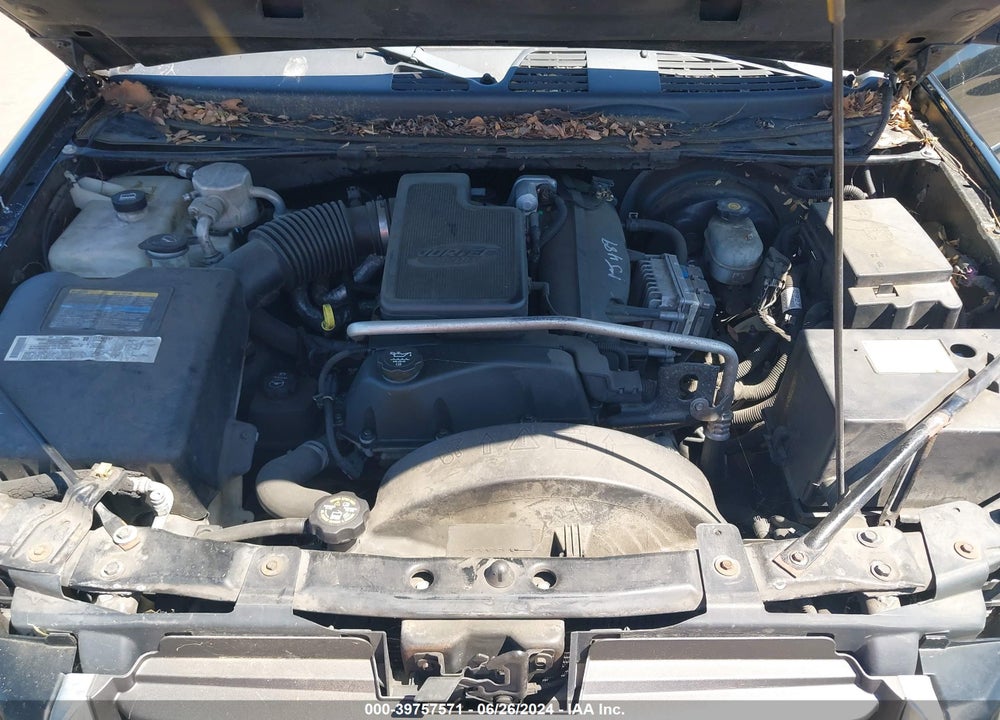 2004 GMC ENVOY XUV SLE VIN: 1GKES12S746198829