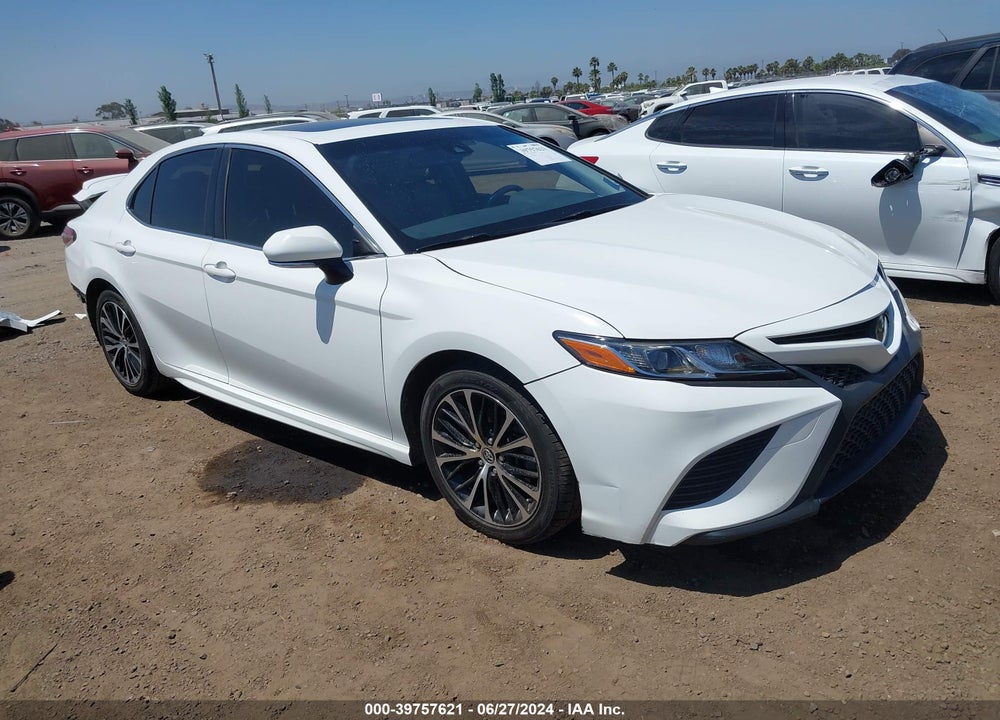 2018 TOYOTA CAMRY SE VIN: JTNB11HK5J3000427
