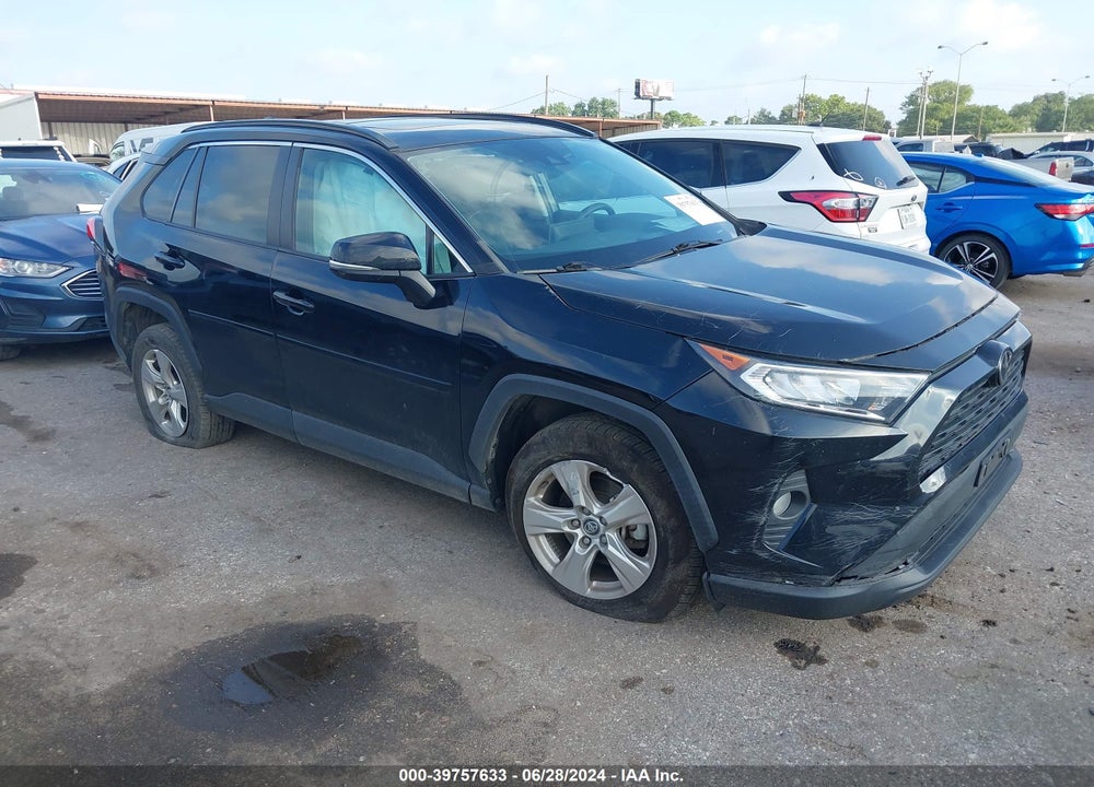 2020 TOYOTA RAV4 XLE VIN: 2T3W1RFV1LW073537