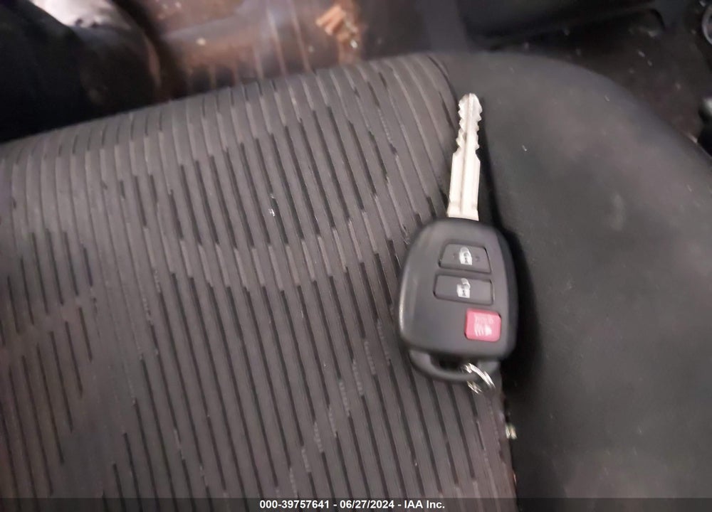 2013 SCION XB VIN: JTLZE4FEXDJ042991