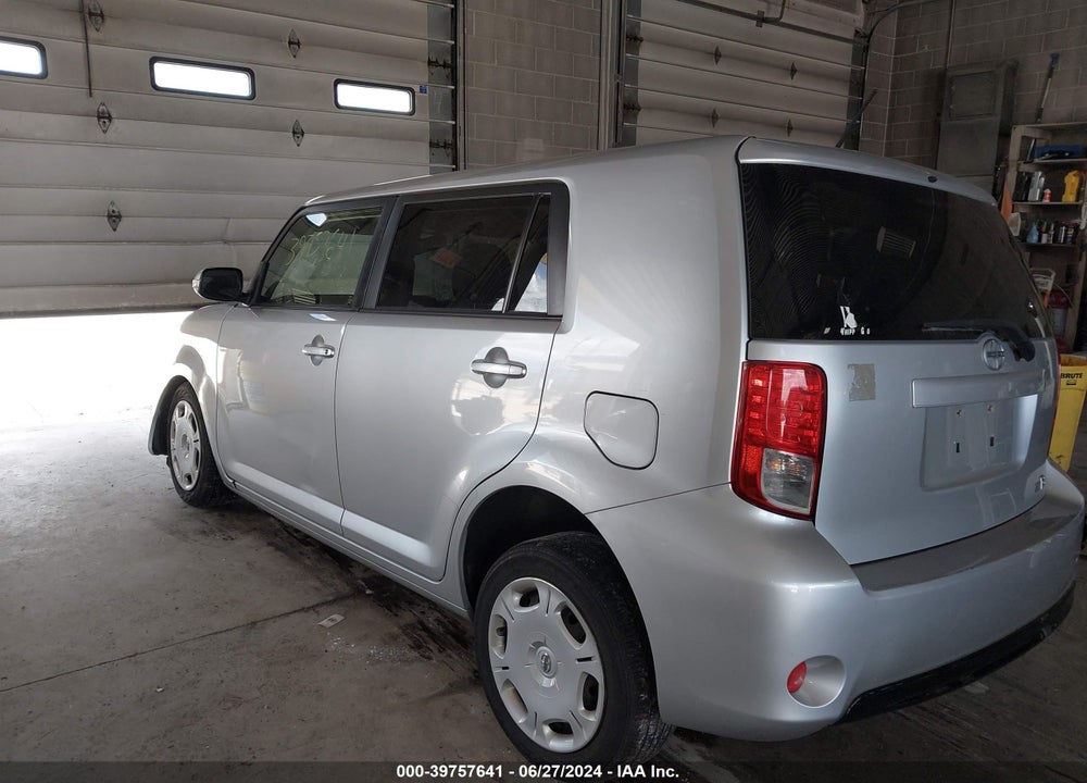 2013 SCION XB VIN: JTLZE4FEXDJ042991