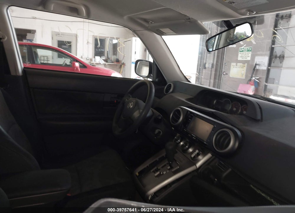 2013 SCION XB VIN: JTLZE4FEXDJ042991