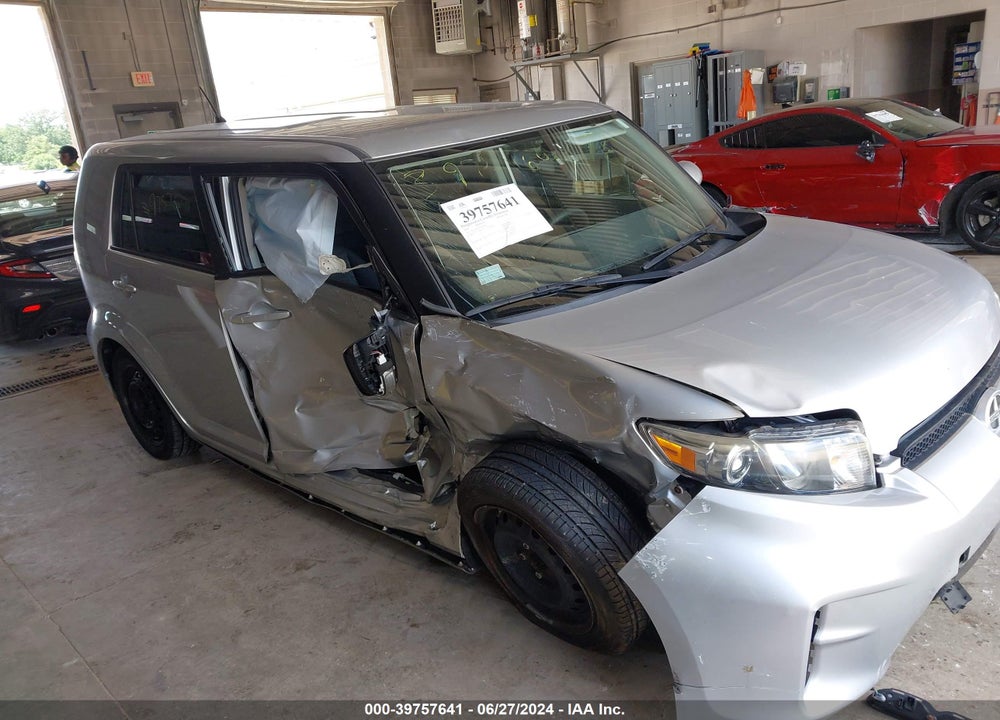 2013 SCION XB VIN: JTLZE4FEXDJ042991