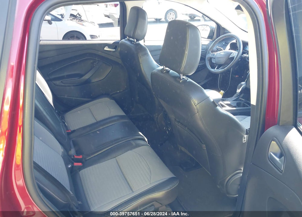 2019 FORD ESCAPE SE VIN: 1FMCU9GD7KUA86235