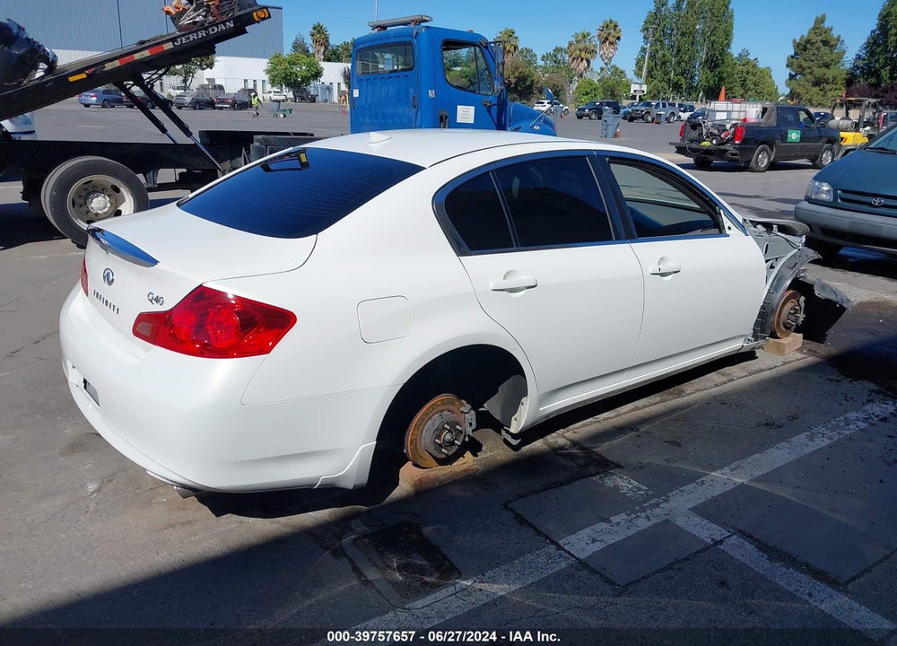 2015 INFINITI Q40 VIN: JN1CV6AP1FM580912