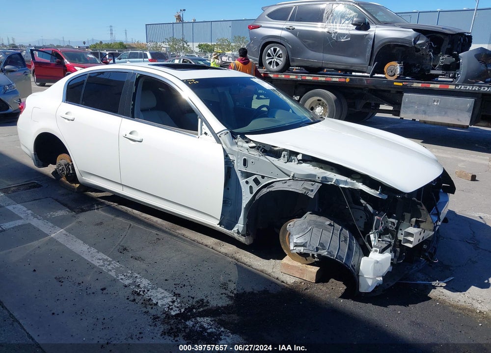 2015 INFINITI Q40 VIN: JN1CV6AP1FM580912
