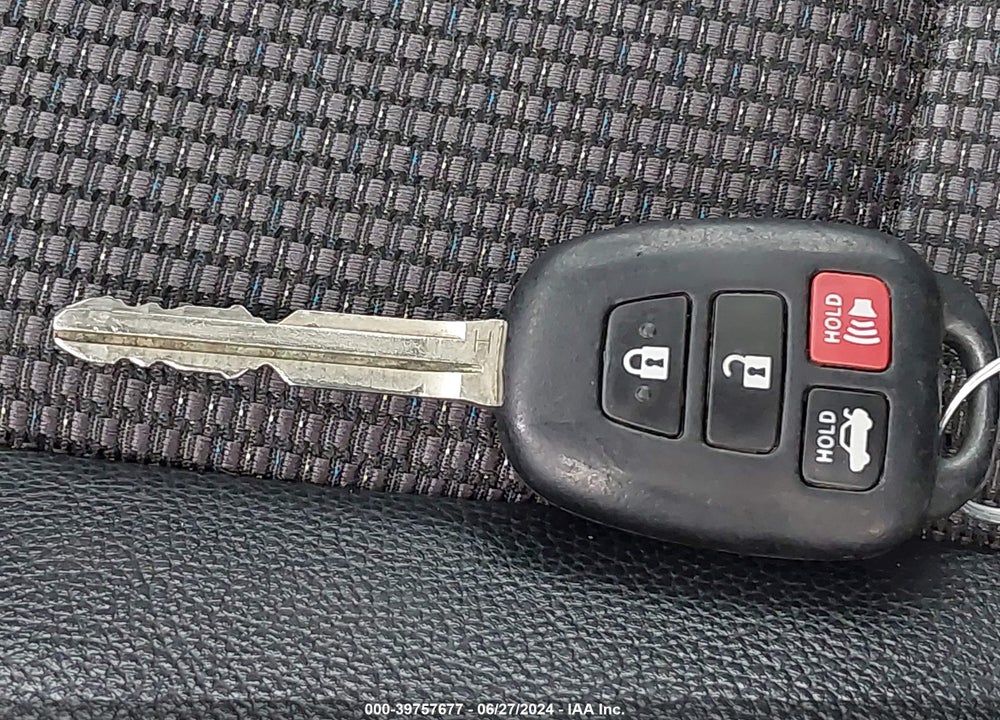 2015 TOYOTA COROLLA S PLUS VIN: 2T1BURHE1FC422178