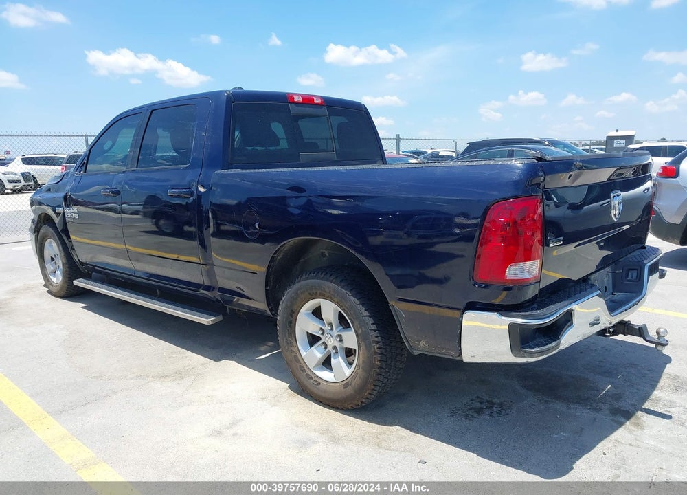 2019 RAM 1500 CLASSIC SLT 4X2 6'4 BOX VIN: 1C6RR6TT7KS562174