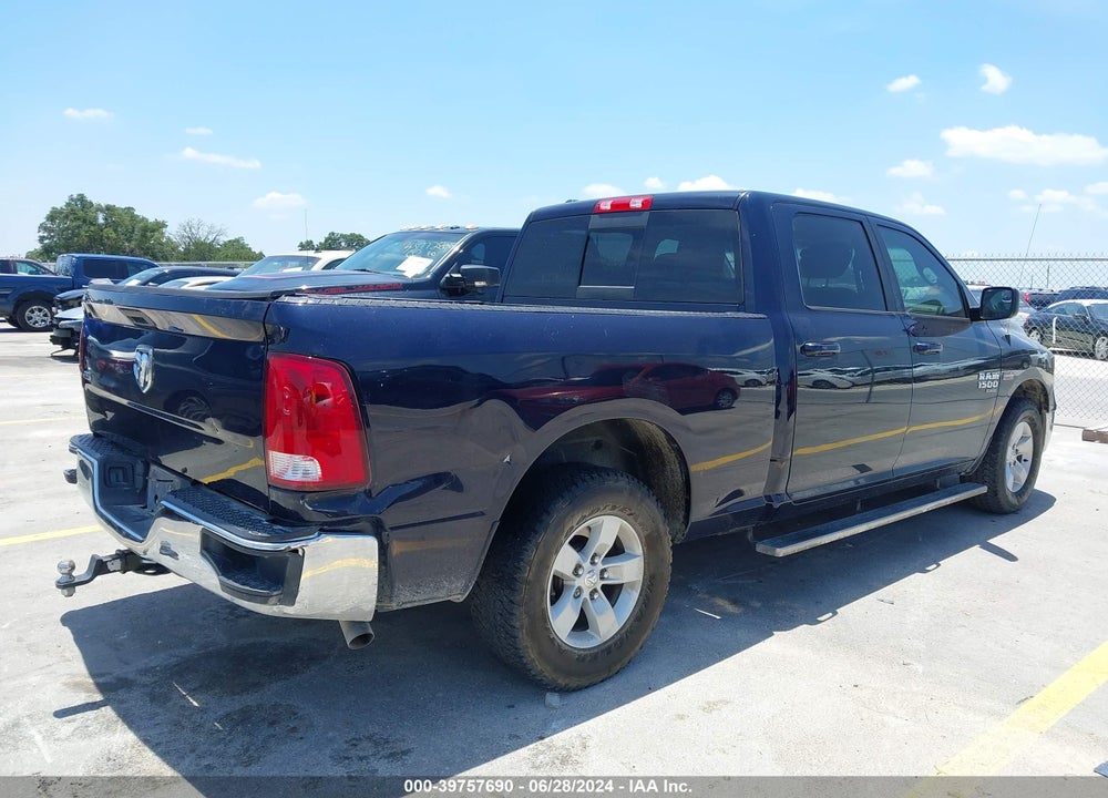 2019 RAM 1500 CLASSIC SLT 4X2 6'4 BOX VIN: 1C6RR6TT7KS562174