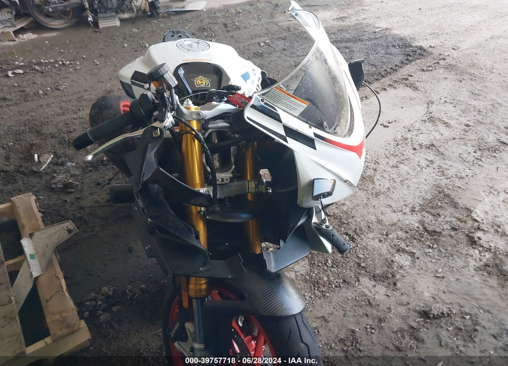 2024 APRILIA RS 660 EXTREMA VIN: ZD4KSUR09RS000470