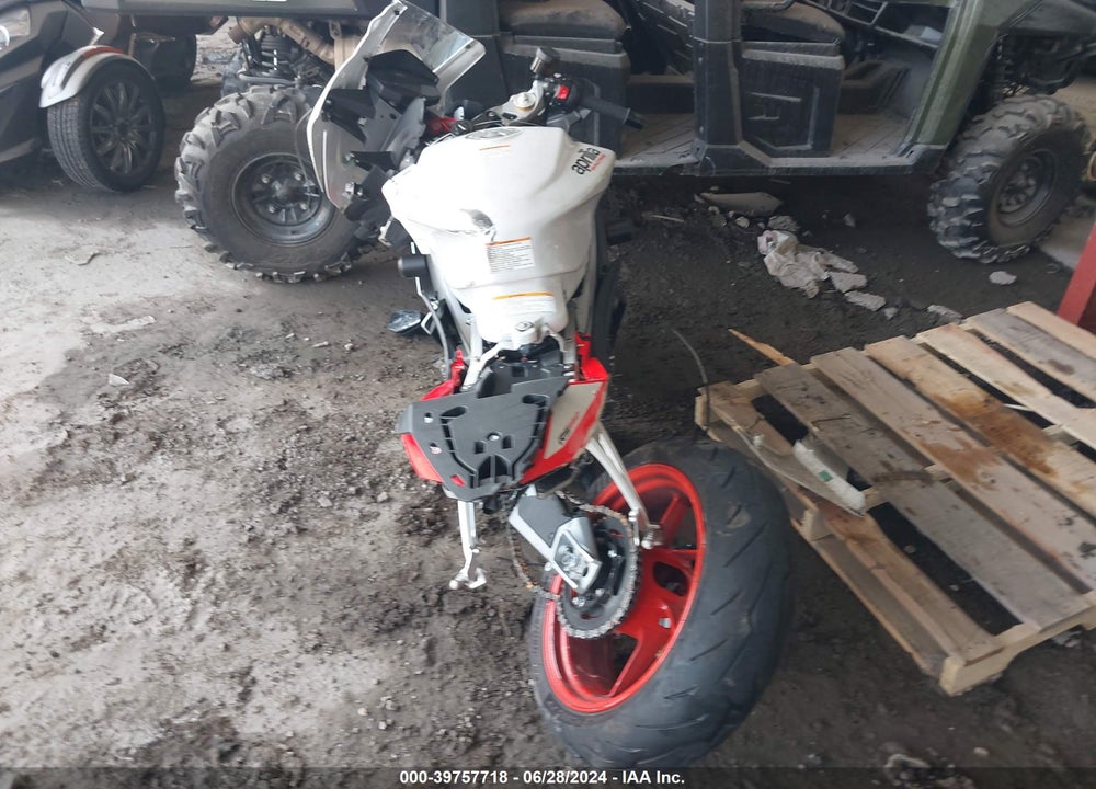 2024 APRILIA RS 660 EXTREMA VIN: ZD4KSUR09RS000470