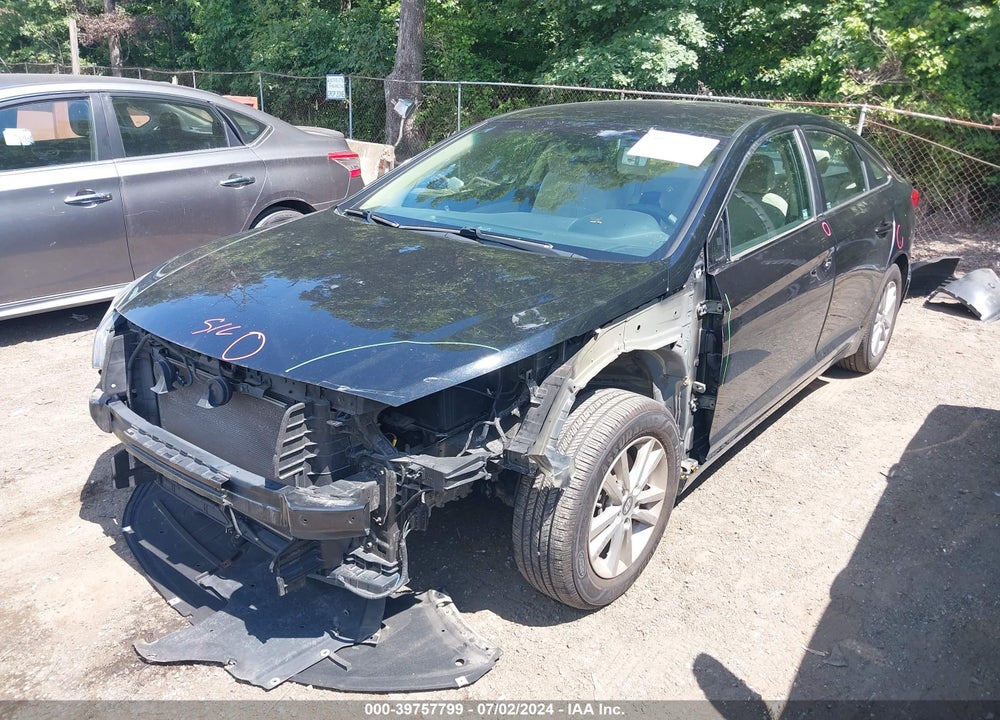 2016 HYUNDAI SONATA VIN: 5NPE24AF0GH323228