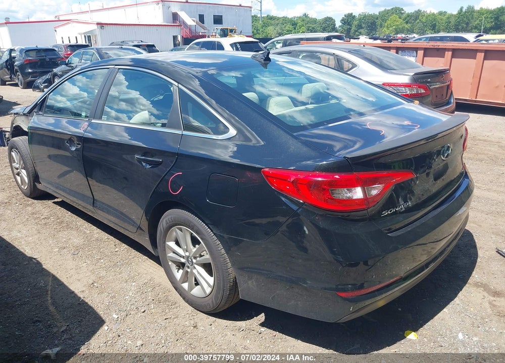 2016 HYUNDAI SONATA VIN: 5NPE24AF0GH323228