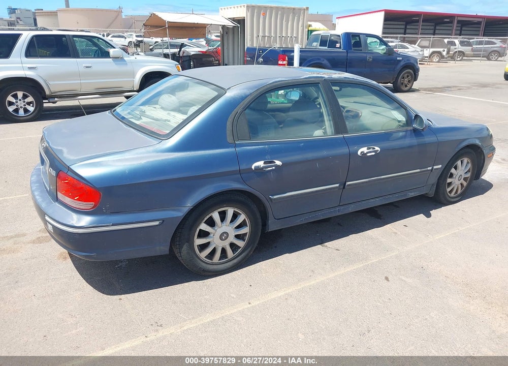 2005 HYUNDAI SONATA GLS/LX VIN: KMHWF35HX5A148887