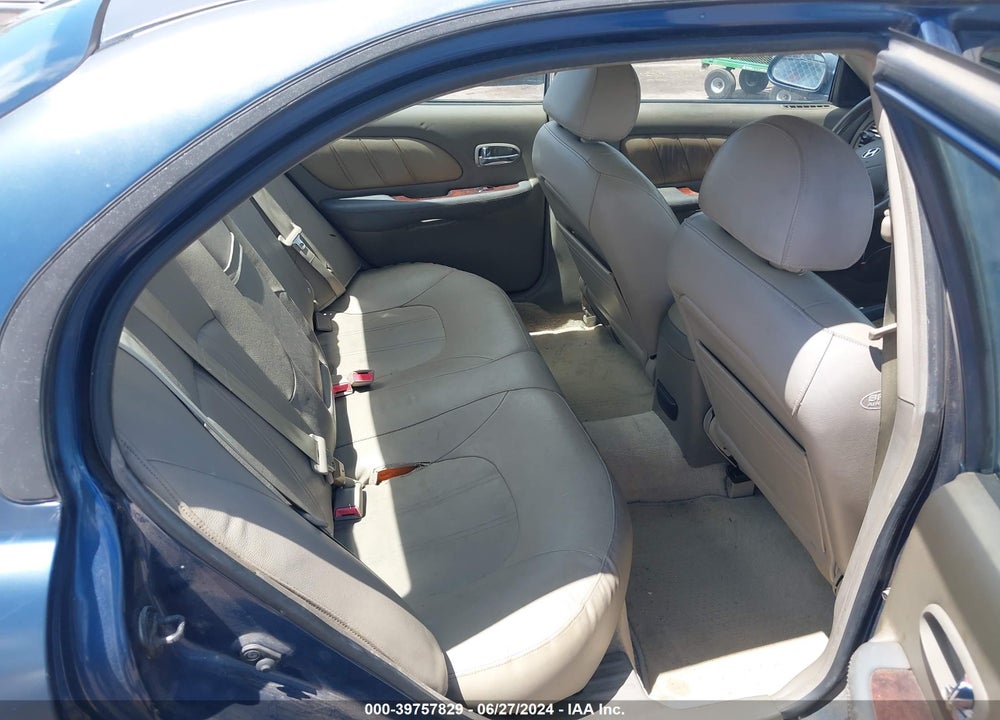 2005 HYUNDAI SONATA GLS/LX VIN: KMHWF35HX5A148887