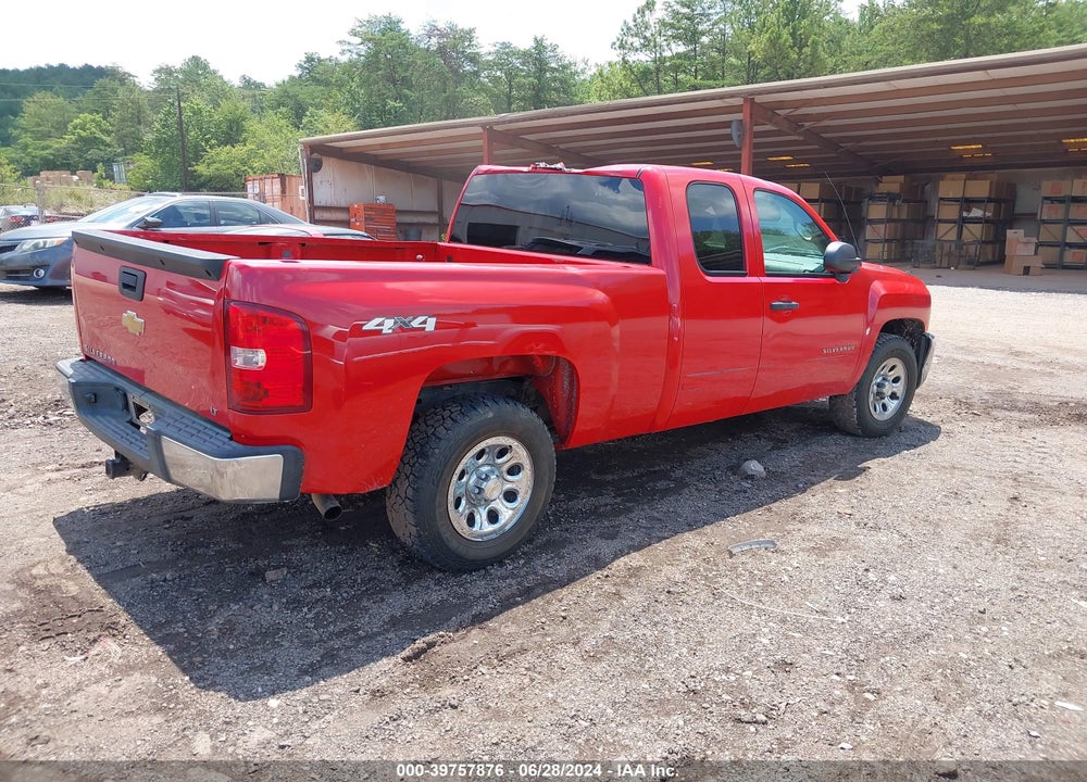 2013 CHEVROLET SILVERADO 1500 LT VIN: 1GCRKSEAXDZ168826