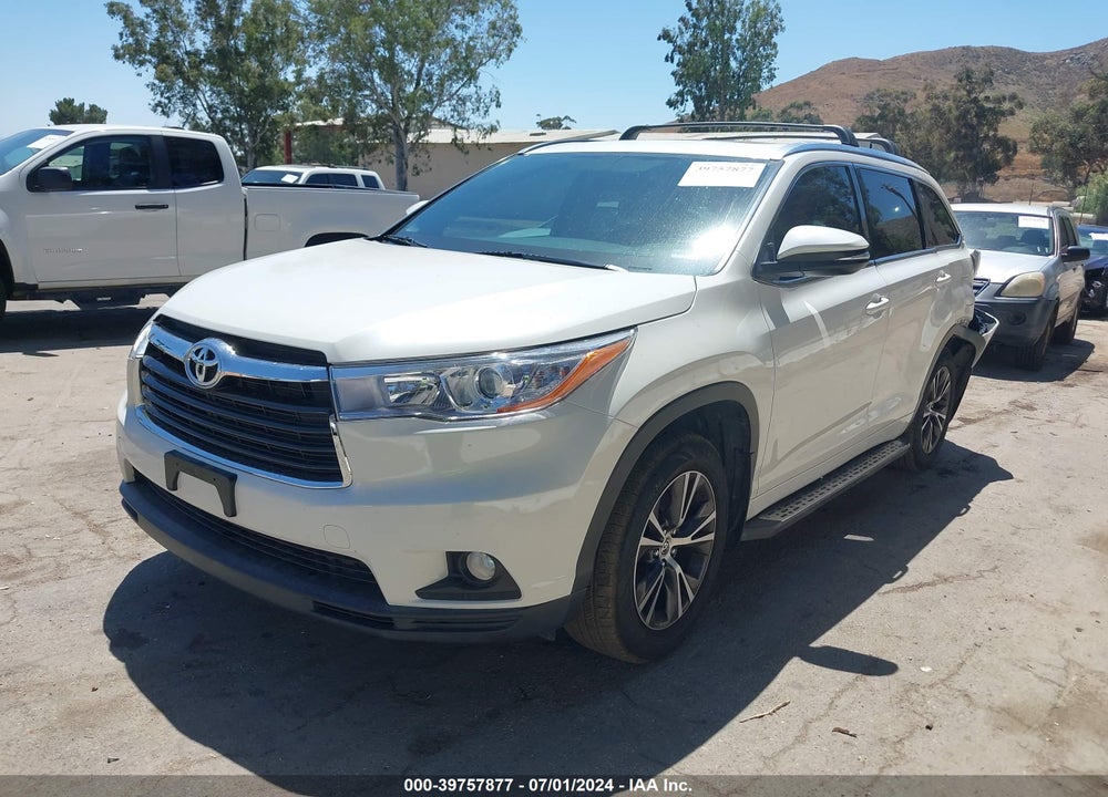 2016 TOYOTA HIGHLANDER XLE V6 VIN: 5TDJKRFH9GS272912