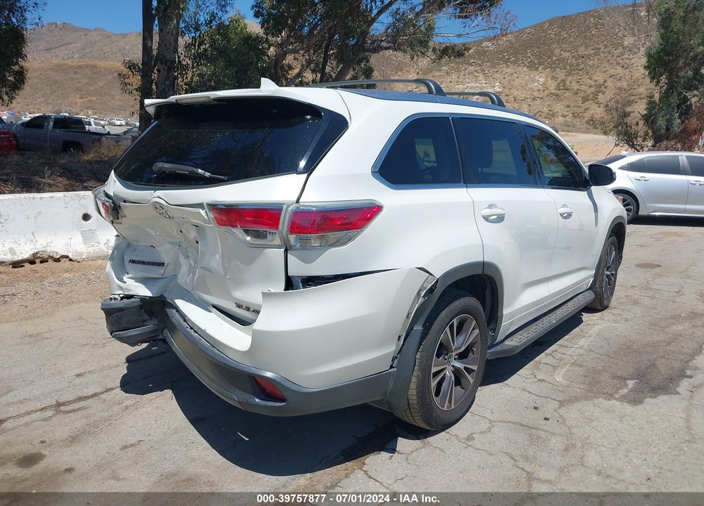2016 TOYOTA HIGHLANDER XLE V6 VIN: 5TDJKRFH9GS272912