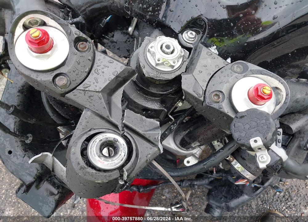 2012 KAWASAKI ZX1400 EC VIN: JKBZXNE1XCA003879
