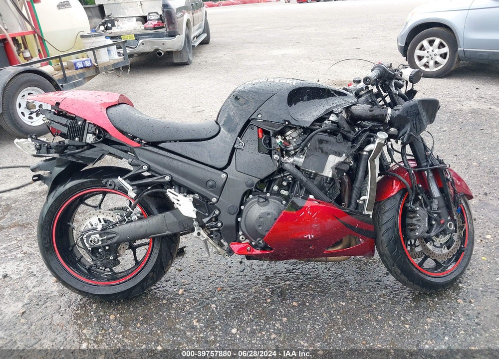 2012 KAWASAKI ZX1400 EC VIN: JKBZXNE1XCA003879