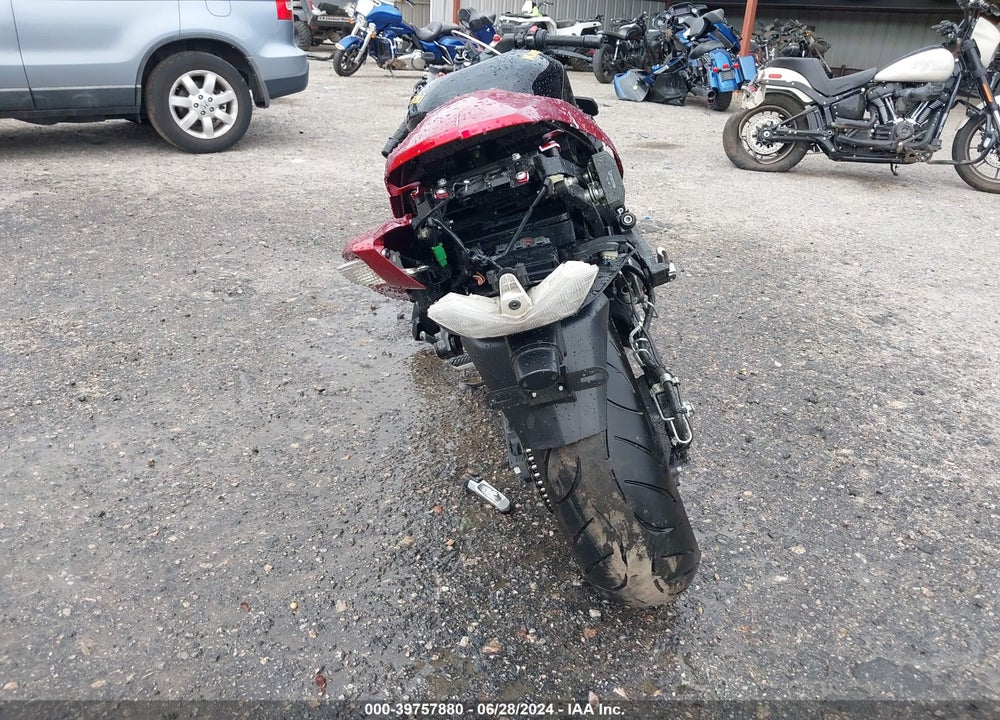 2012 KAWASAKI ZX1400 EC VIN: JKBZXNE1XCA003879