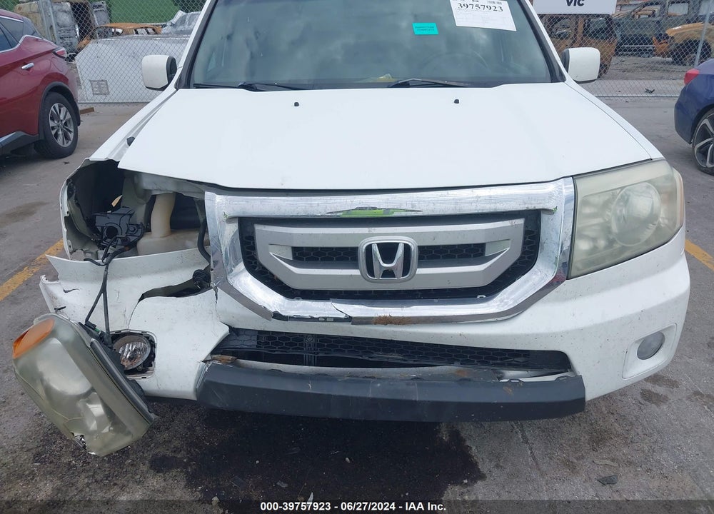 2010 HONDA PILOT EX-L VIN: 5FNYF4H65AB006462