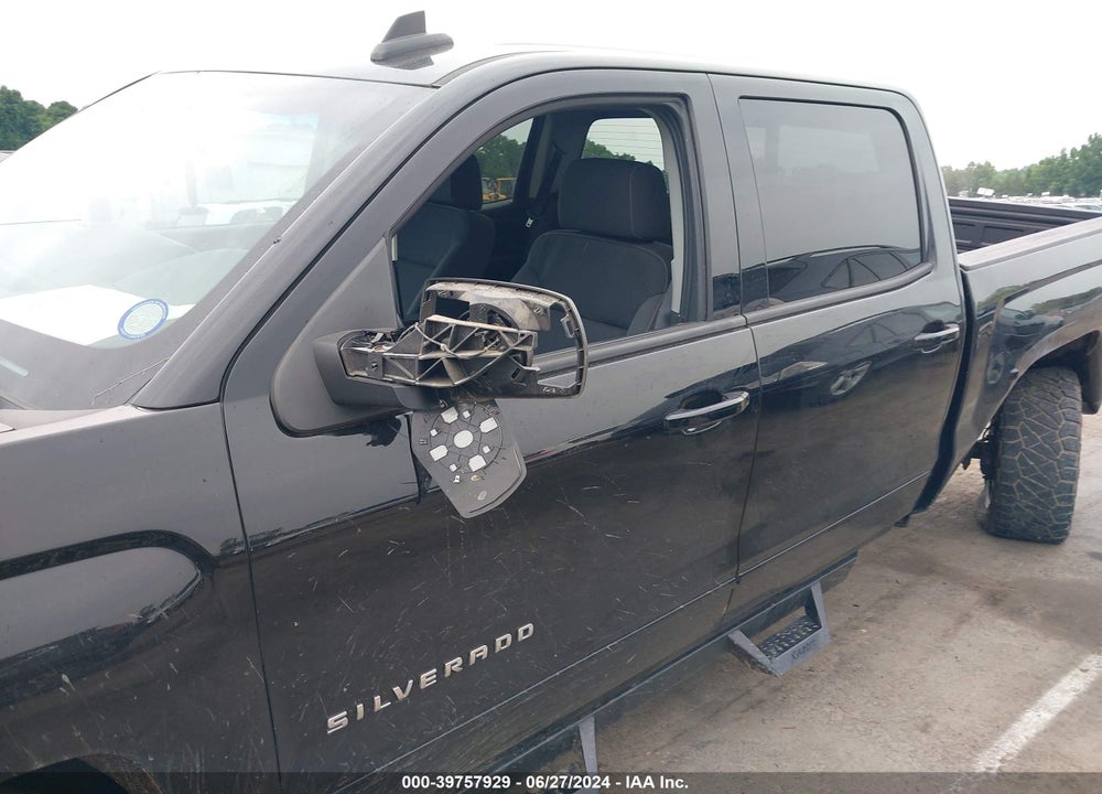 2018 CHEVROLET SILVERADO 1500 2LT VIN: 3GCUKREC1JG374357