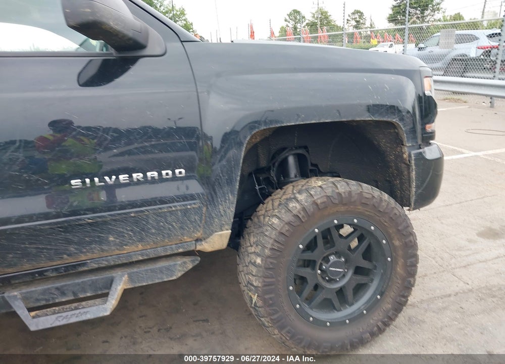 2018 CHEVROLET SILVERADO 1500 2LT VIN: 3GCUKREC1JG374357