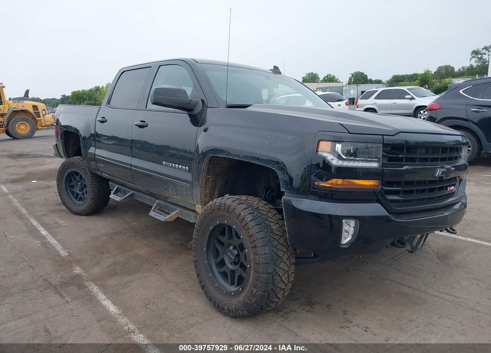 2018 CHEVROLET SILVERADO 1500 2LT VIN: 3GCUKREC1JG374357