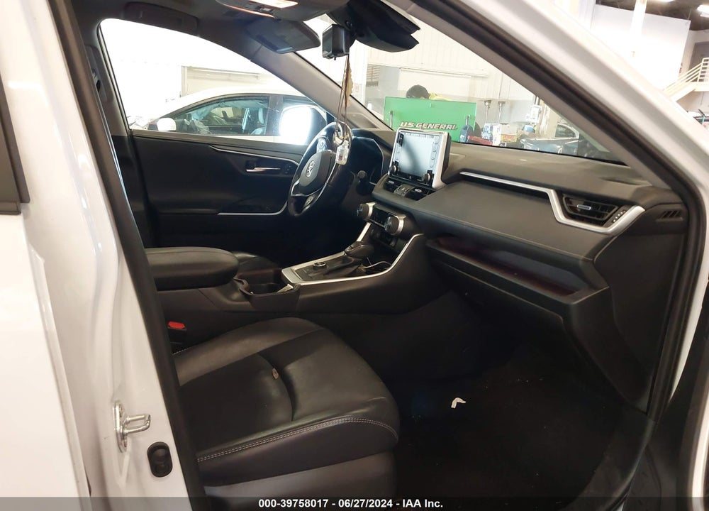 2019 TOYOTA RAV4 HYBRID LIMITED VIN: 2T3DWRFV1KW011160