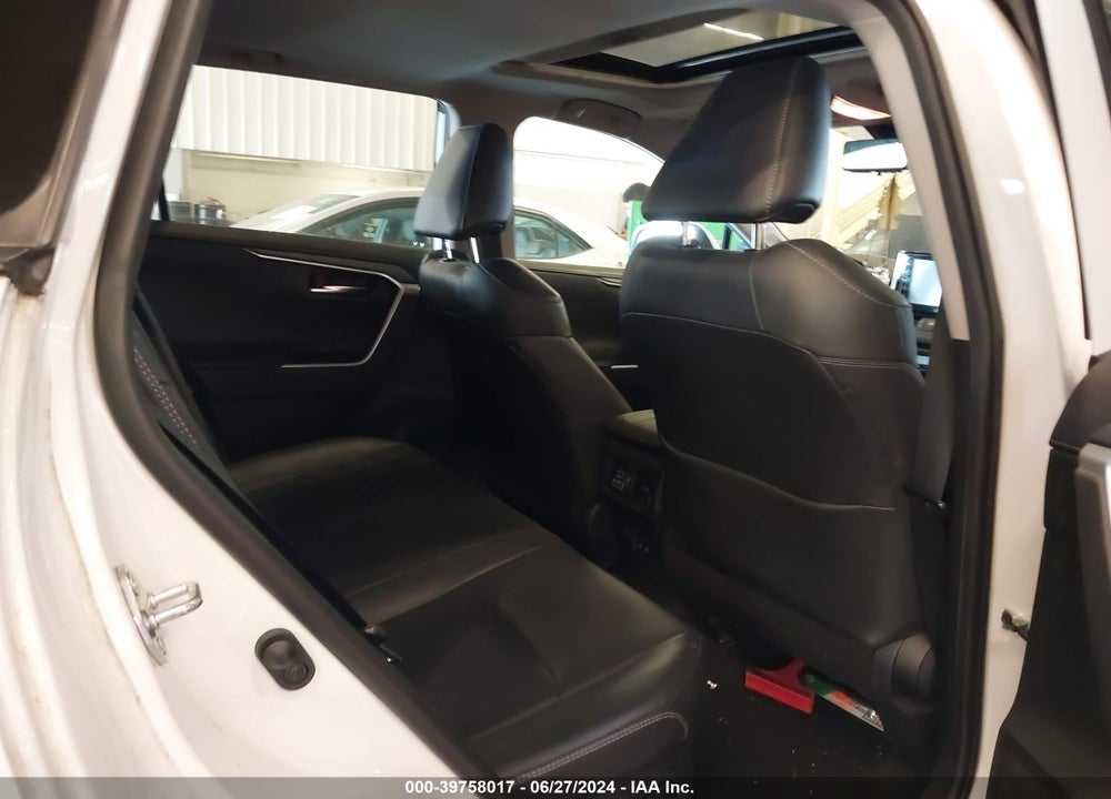 2019 TOYOTA RAV4 HYBRID LIMITED VIN: 2T3DWRFV1KW011160