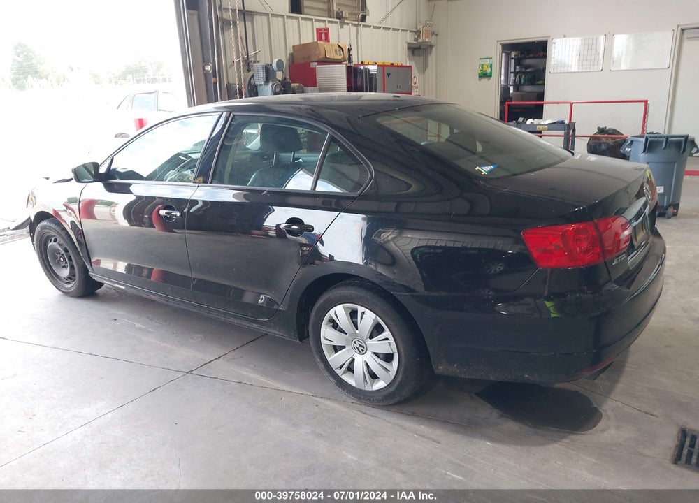 2011 VOLKSWAGEN JETTA 2.5L SE VIN: 3VWDX7AJ1BM367547