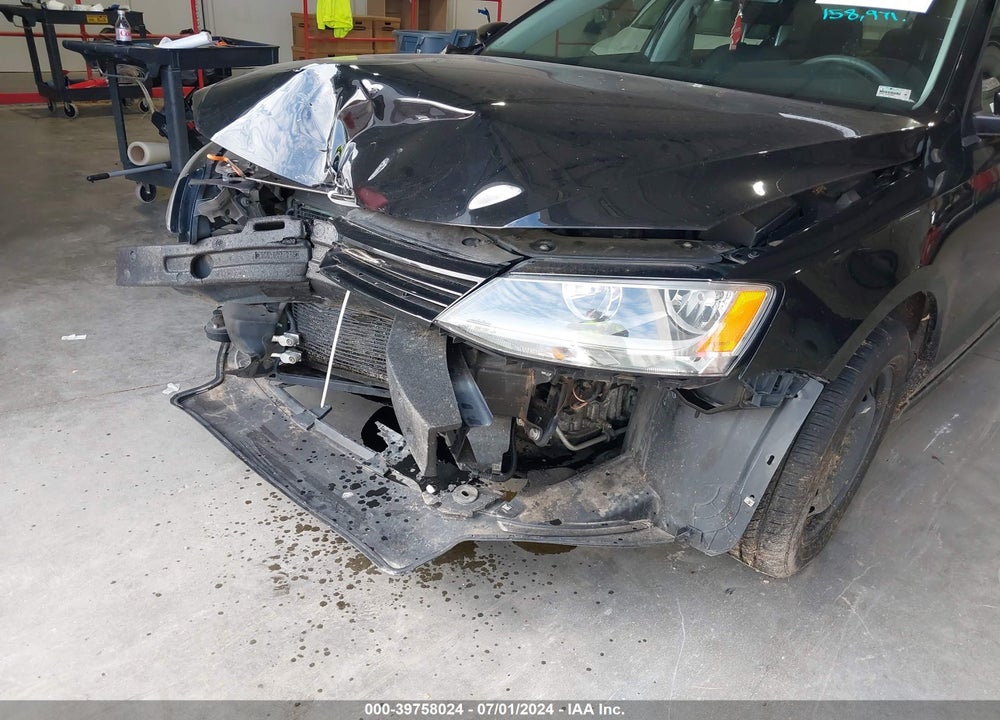 2011 VOLKSWAGEN JETTA 2.5L SE VIN: 3VWDX7AJ1BM367547