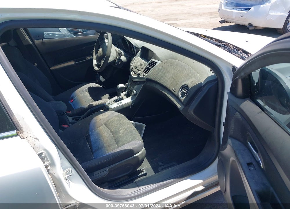2014 CHEVROLET CRUZE VIN: 1G1PC5SB6E7213141