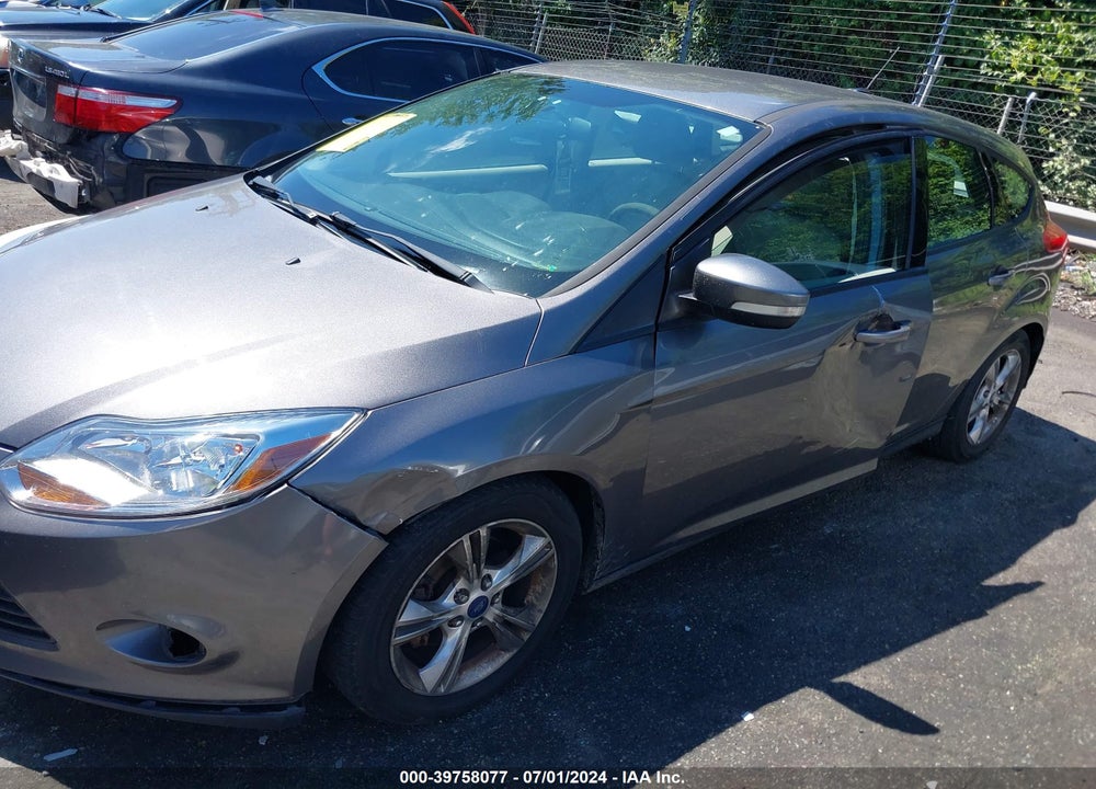 2014 FORD FOCUS SE VIN: 1FADP3K22EL333566