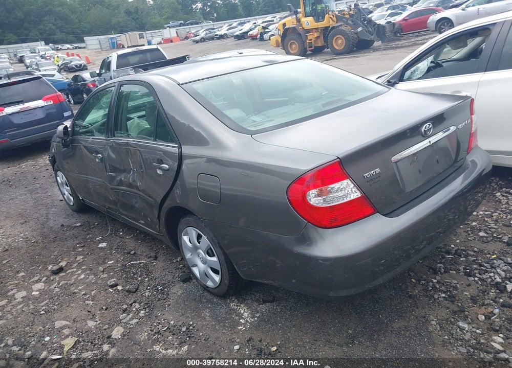 2004 TOYOTA CAMRY LE VIN: 4T1BE32K94U864744