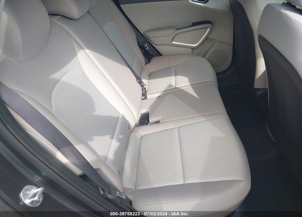 2020 KIA SOUL LX VIN: KNDJ23AU3L7001317