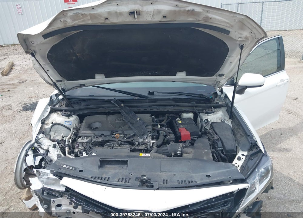 2018 TOYOTA CAMRY LE VIN: 4T1B11HK3JU672013