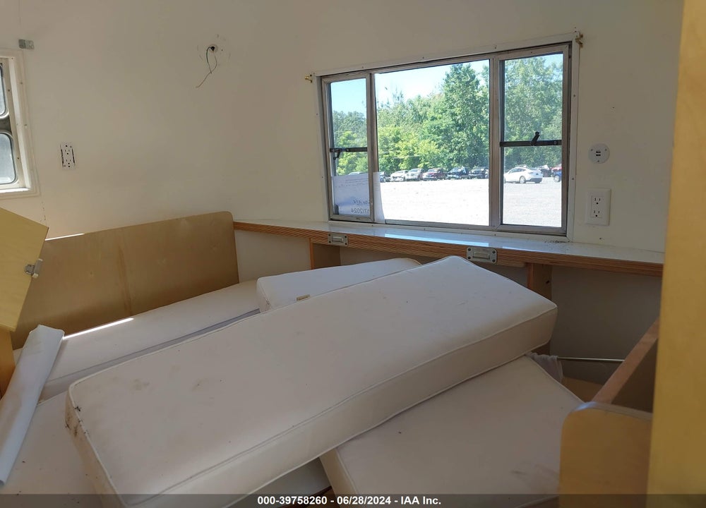 1960 AVION TRAVEL TRAILER VIN: 00000000000002267