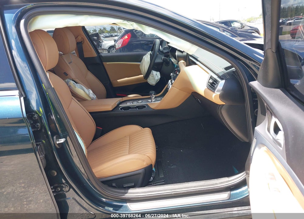2022 GENESIS G70 2.0T RWD VIN: KMTG34TA6NU103149